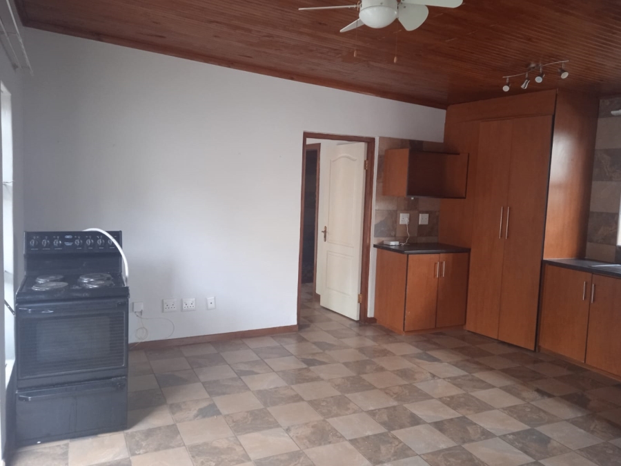 To Let 2 Bedroom Property for Rent in Top Town Eastern Cape
